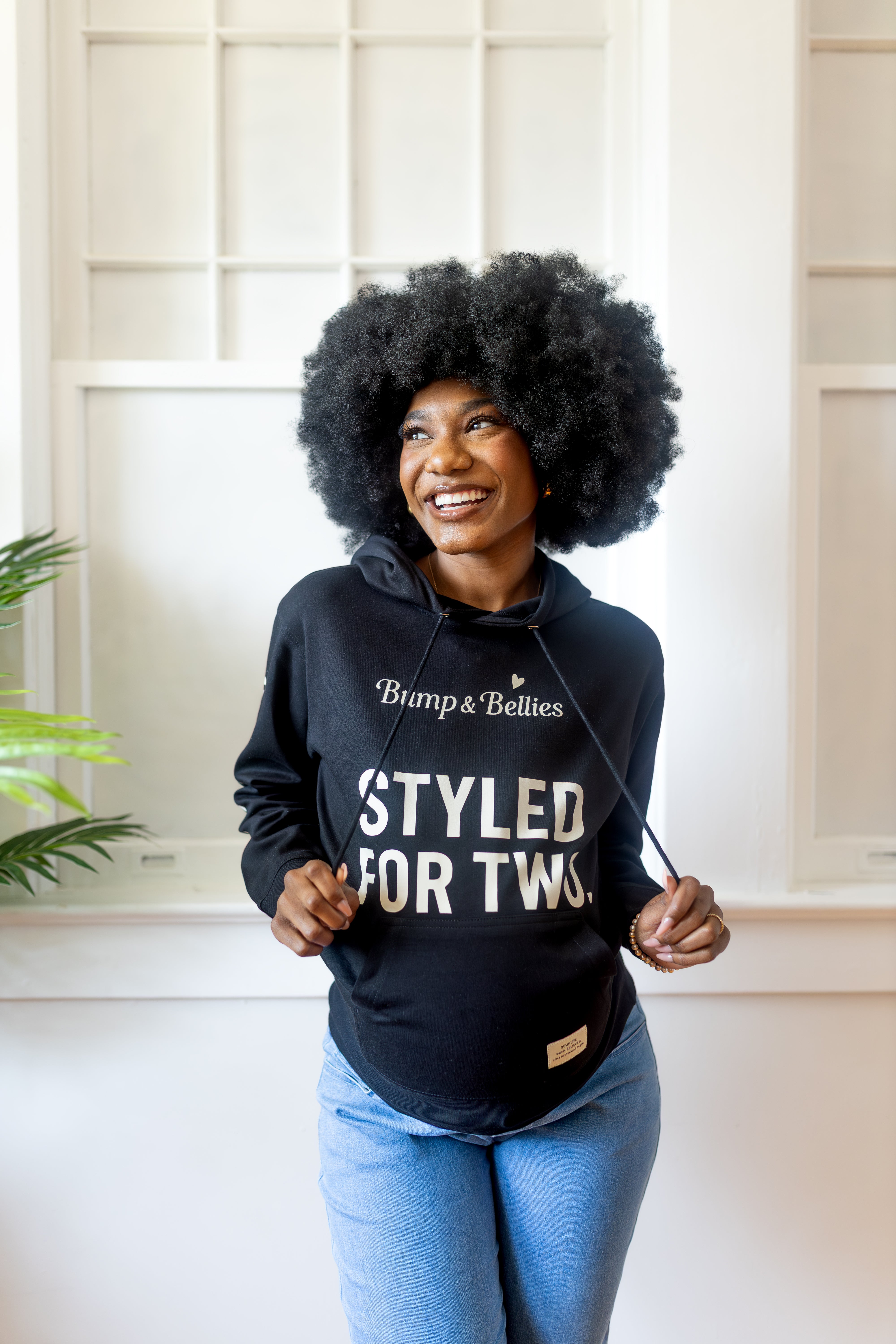 MamaGlow Sweatshirt - Chic Black
